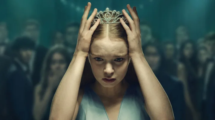 دانلود سریال Carrie